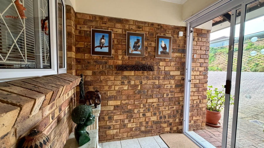 2 Bedroom Property for Sale in Manaba Beach KwaZulu-Natal