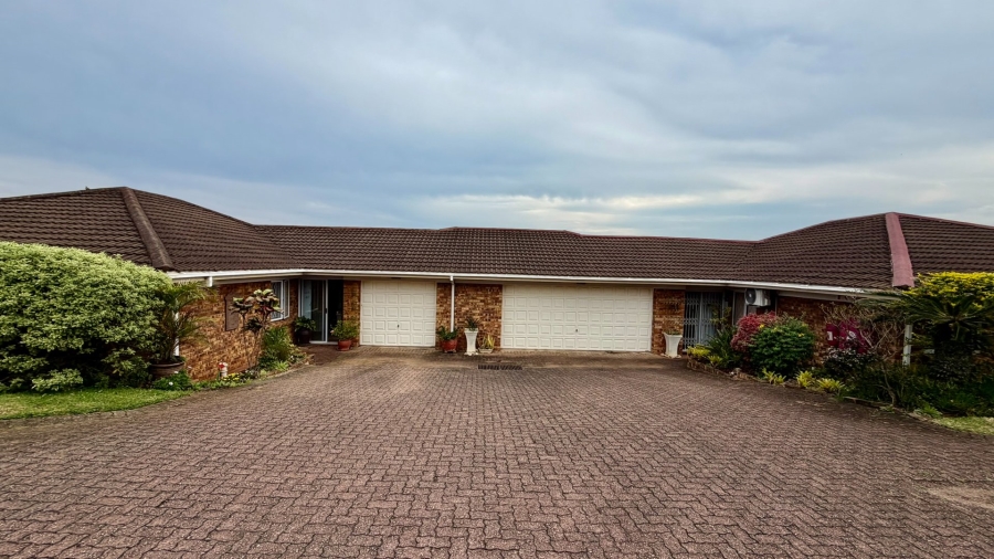 2 Bedroom Property for Sale in Manaba Beach KwaZulu-Natal
