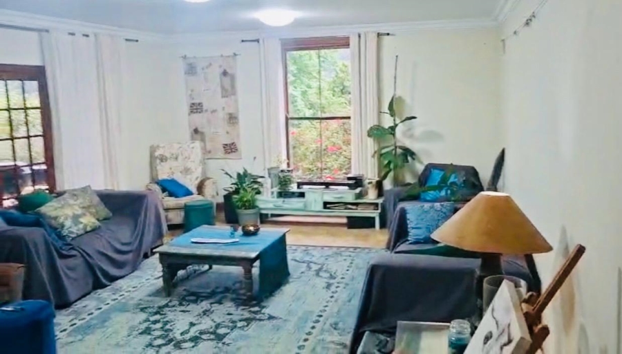 To Let 5 Bedroom Property for Rent in Byrne KwaZulu-Natal