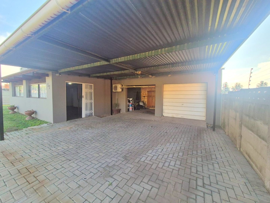 3 Bedroom Property for Sale in Arborpark KwaZulu-Natal