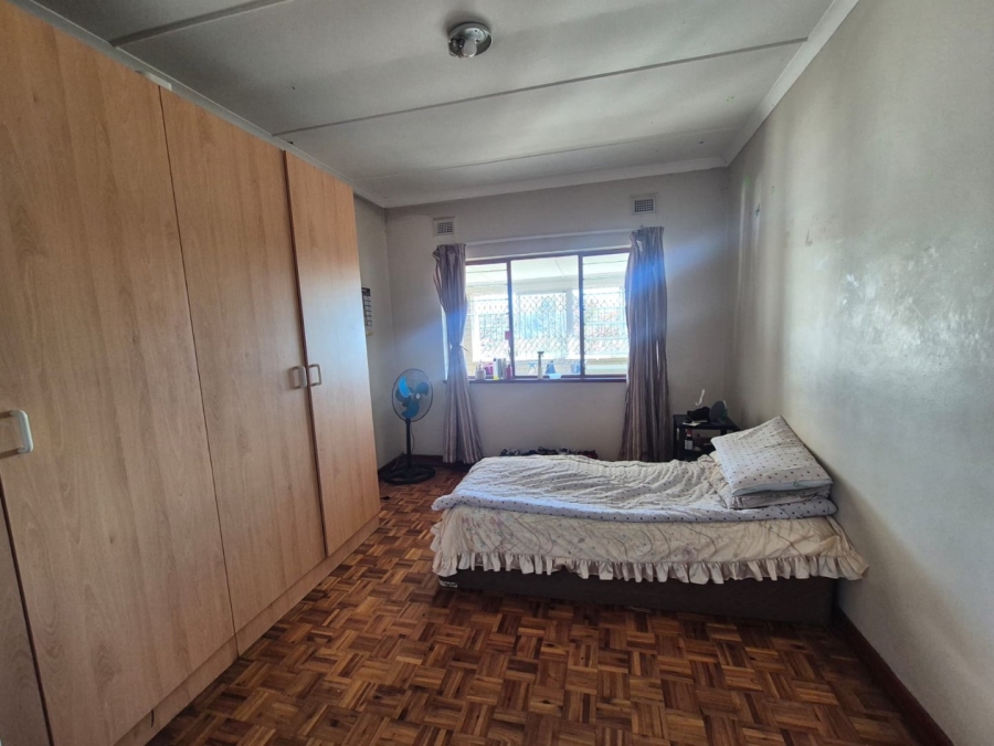 3 Bedroom Property for Sale in Brighton Beach KwaZulu-Natal