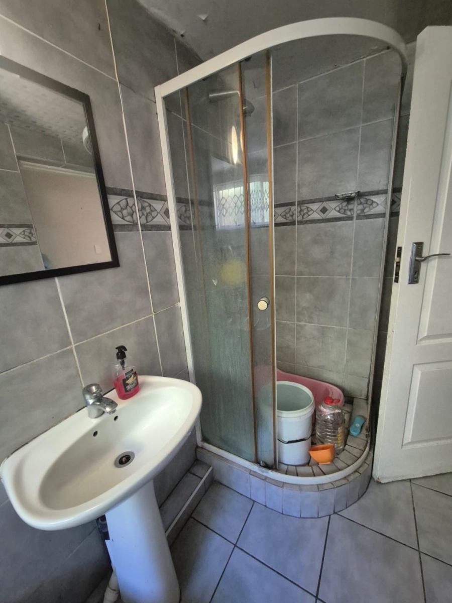 3 Bedroom Property for Sale in Brighton Beach KwaZulu-Natal