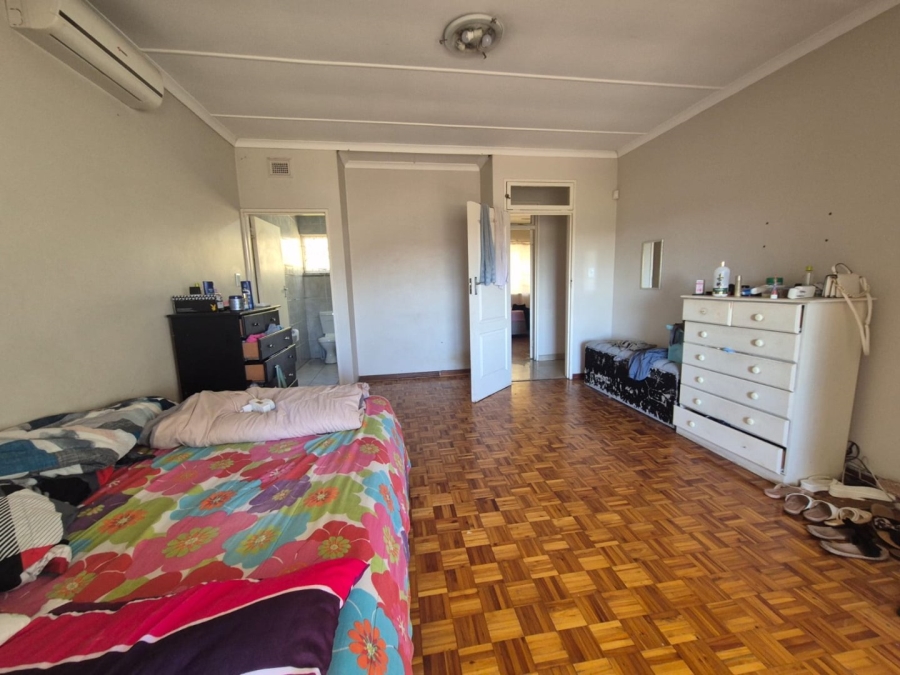 3 Bedroom Property for Sale in Brighton Beach KwaZulu-Natal