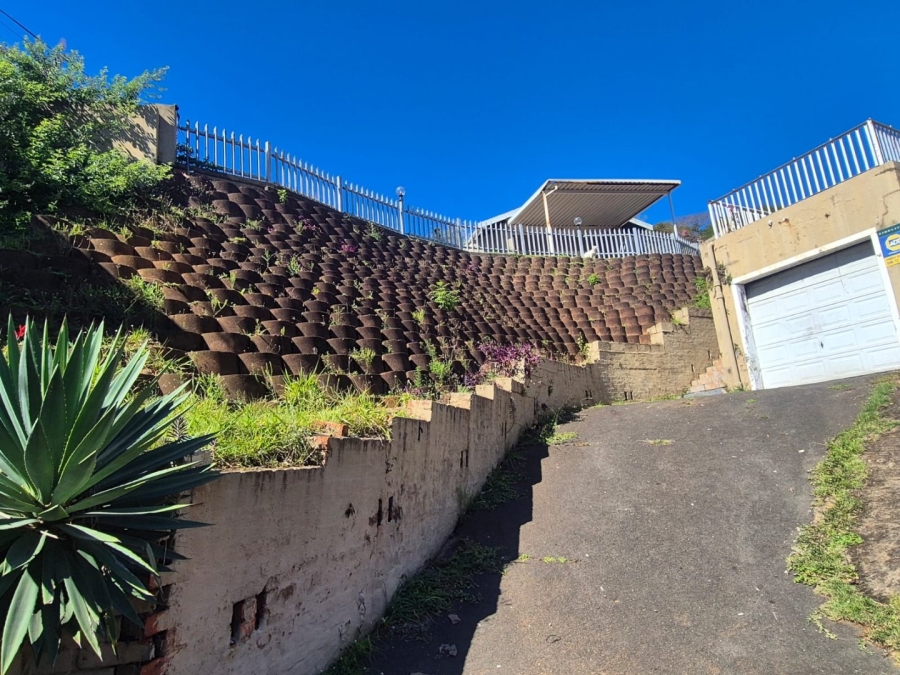 3 Bedroom Property for Sale in Brighton Beach KwaZulu-Natal