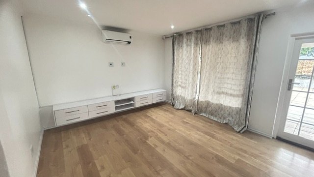 3 Bedroom Property for Sale in Meer En See KwaZulu-Natal