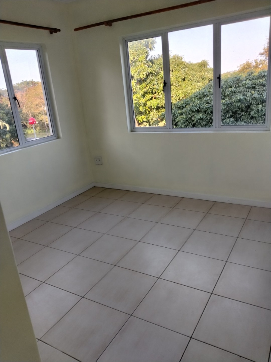 2 Bedroom Property for Sale in Ballitoville KwaZulu-Natal