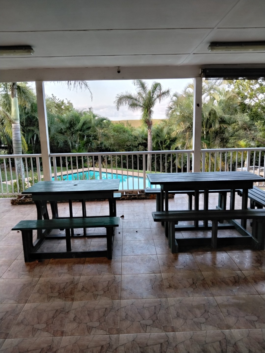 2 Bedroom Property for Sale in Ballitoville KwaZulu-Natal