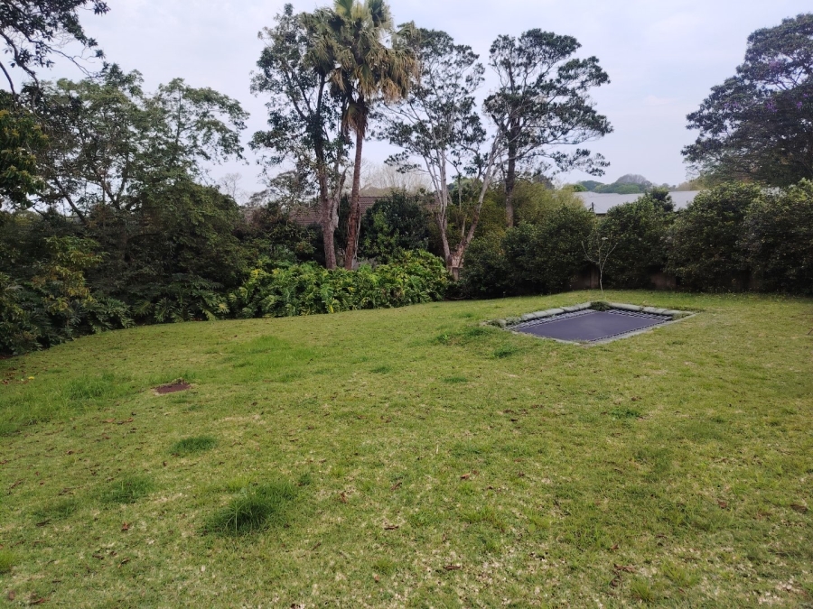 To Let 4 Bedroom Property for Rent in Kloof KwaZulu-Natal