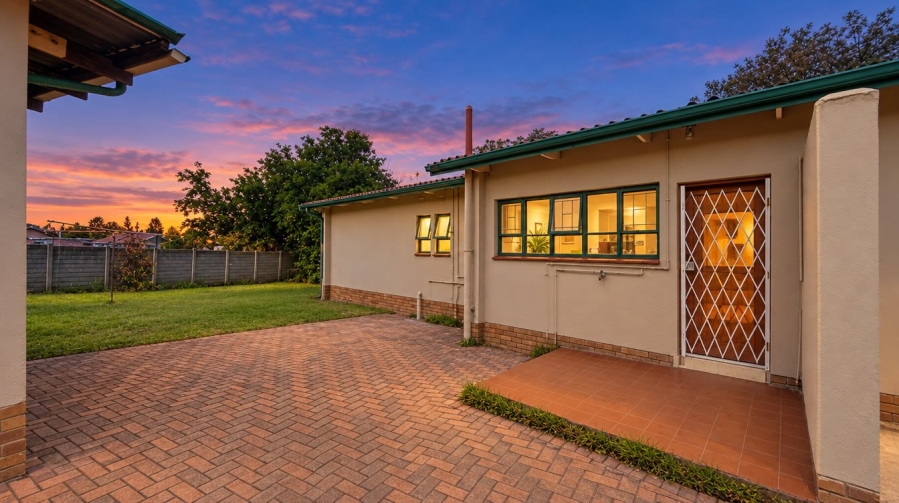 4 Bedroom Property for Sale in Barry Hertzog Park KwaZulu-Natal