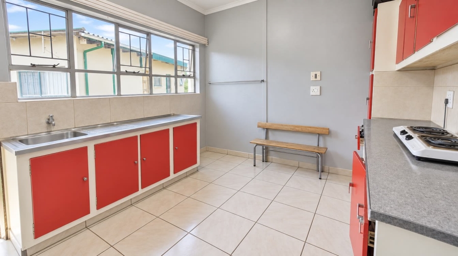 4 Bedroom Property for Sale in Barry Hertzog Park KwaZulu-Natal
