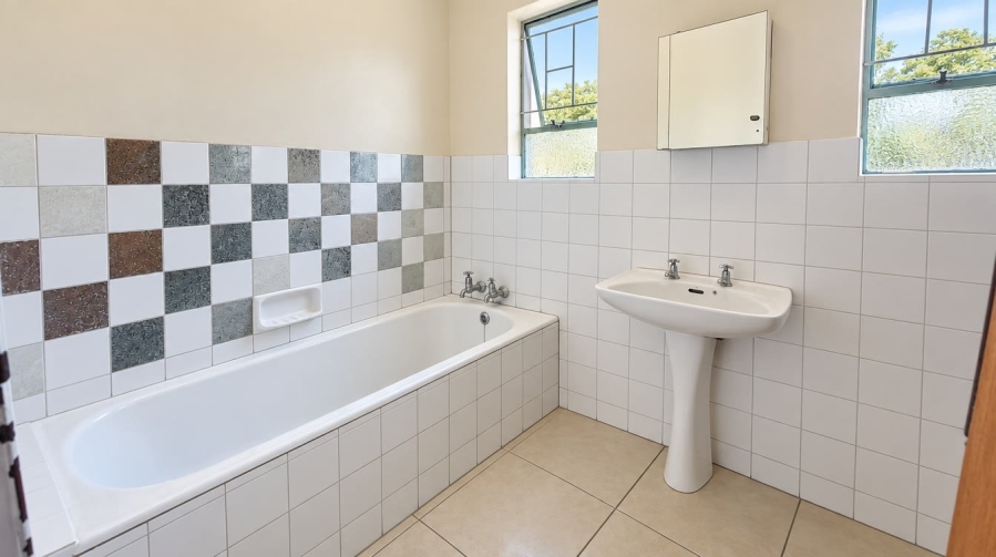 4 Bedroom Property for Sale in Barry Hertzog Park KwaZulu-Natal