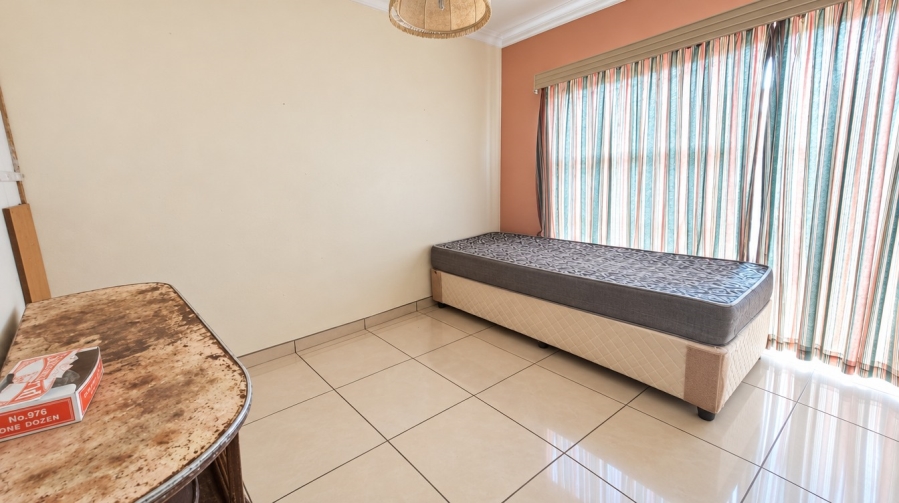 4 Bedroom Property for Sale in Barry Hertzog Park KwaZulu-Natal
