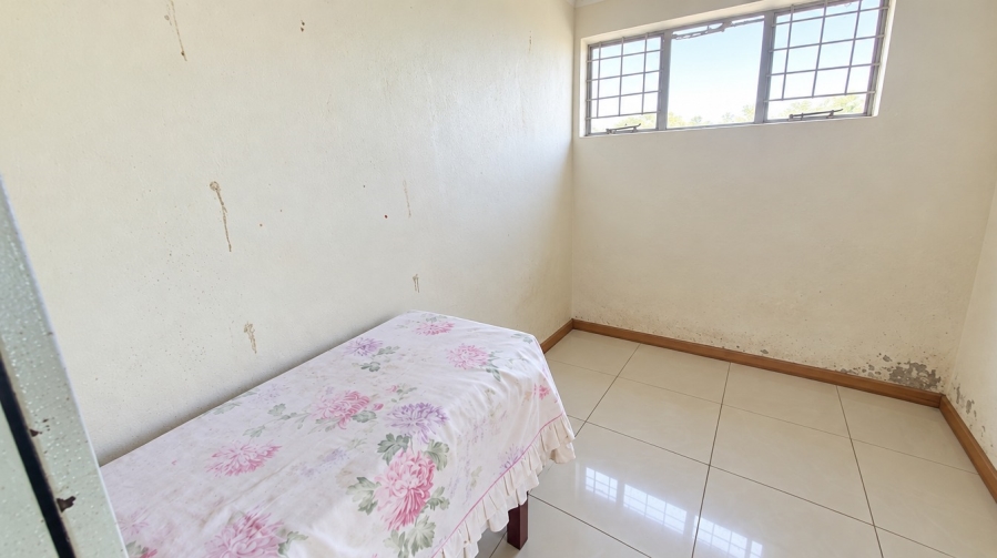 4 Bedroom Property for Sale in Barry Hertzog Park KwaZulu-Natal