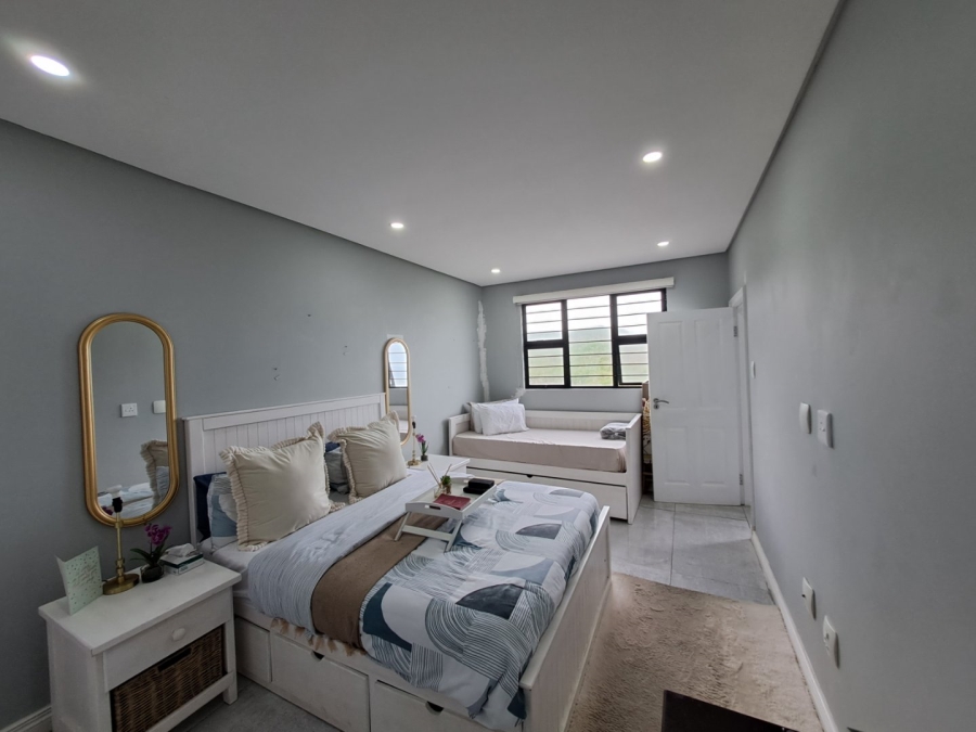 1 Bedroom Property for Sale in La Mercy KwaZulu-Natal