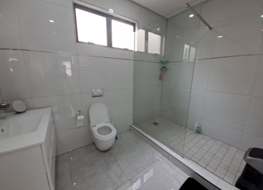 1 Bedroom Property for Sale in La Mercy KwaZulu-Natal