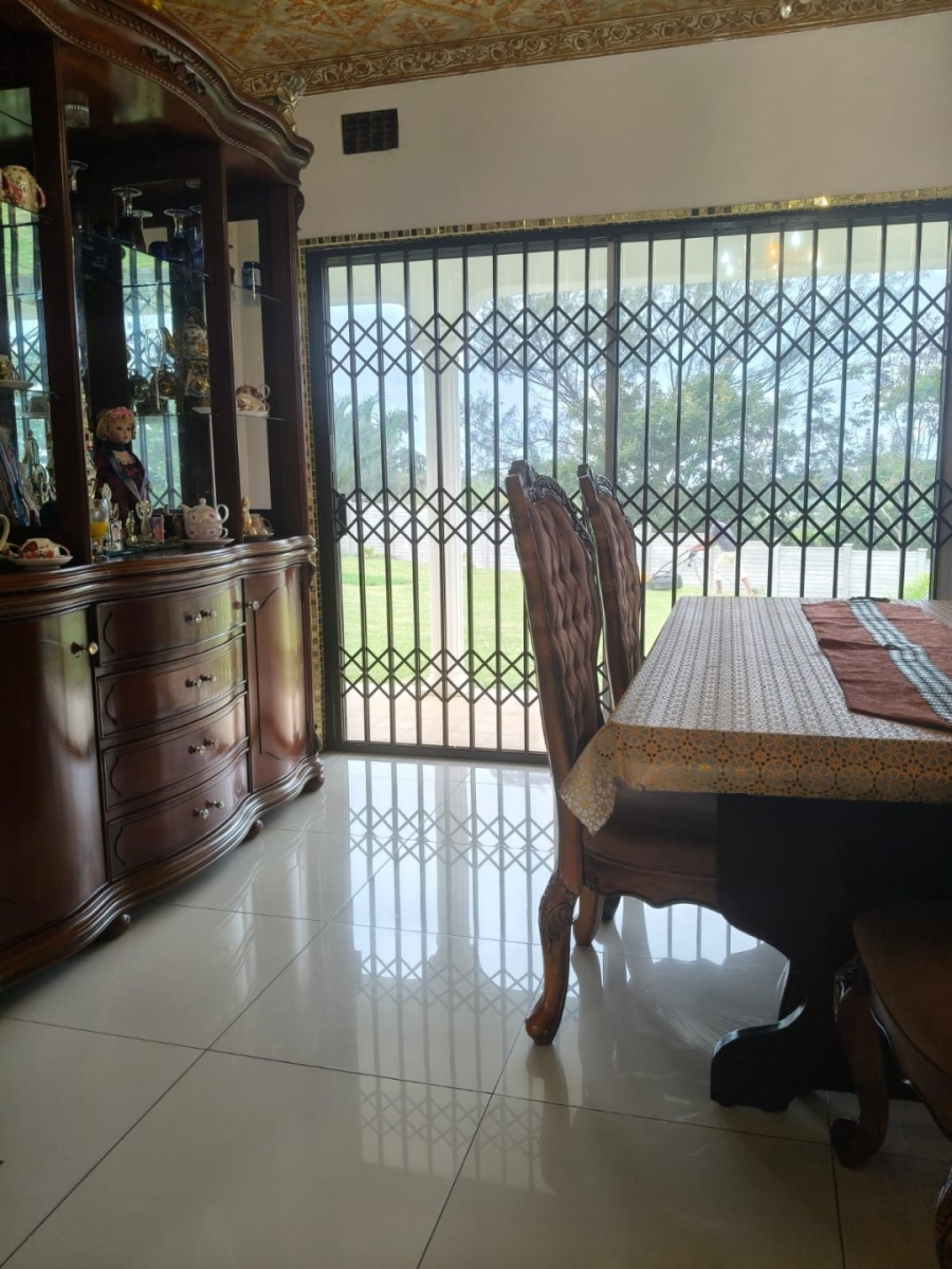 4 Bedroom Property for Sale in Sea Park KwaZulu-Natal