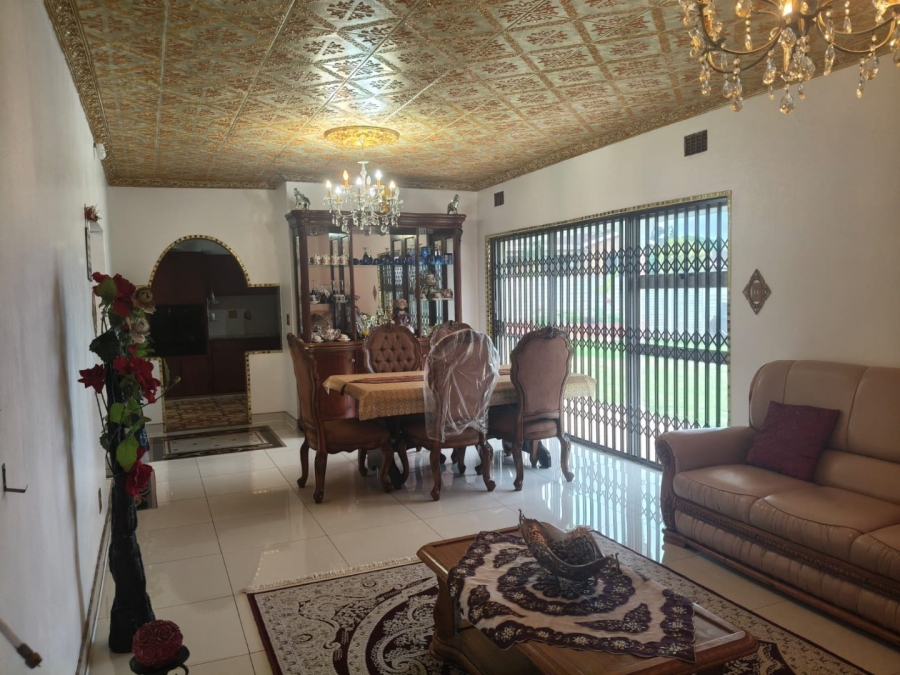 4 Bedroom Property for Sale in Sea Park KwaZulu-Natal