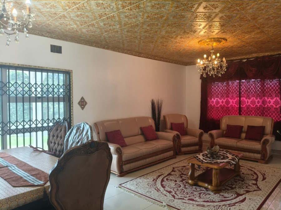 4 Bedroom Property for Sale in Sea Park KwaZulu-Natal