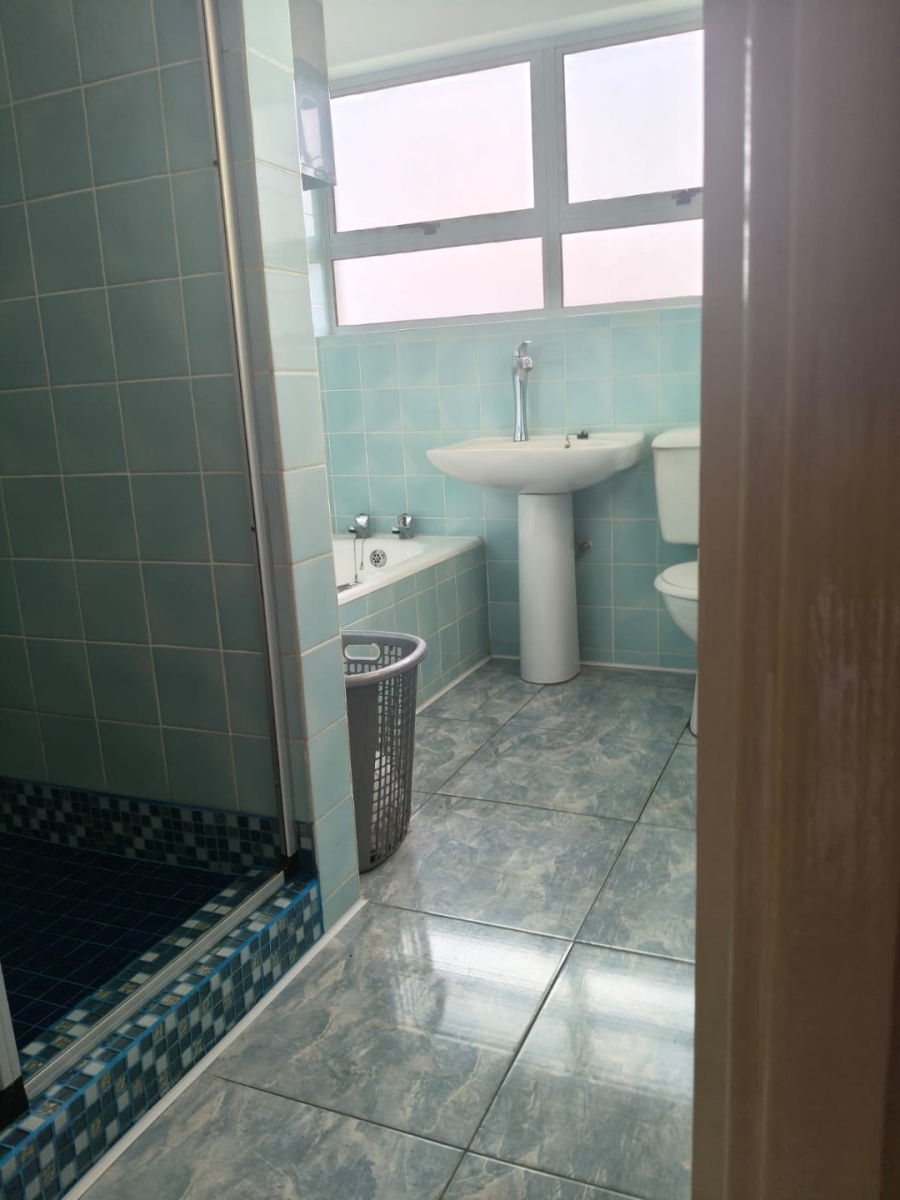 4 Bedroom Property for Sale in Sea Park KwaZulu-Natal