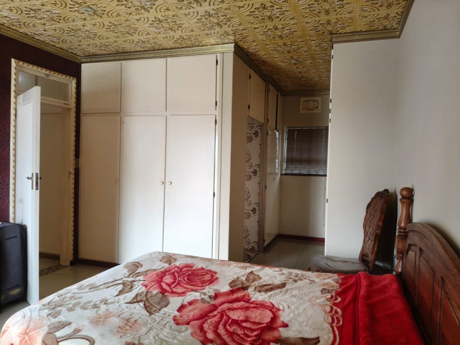 4 Bedroom Property for Sale in Sea Park KwaZulu-Natal