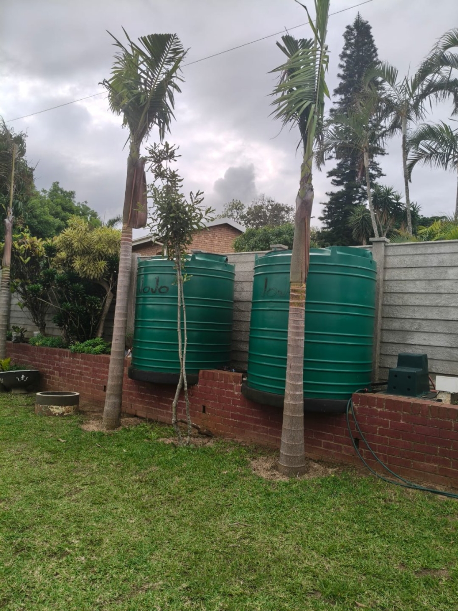 4 Bedroom Property for Sale in Sea Park KwaZulu-Natal