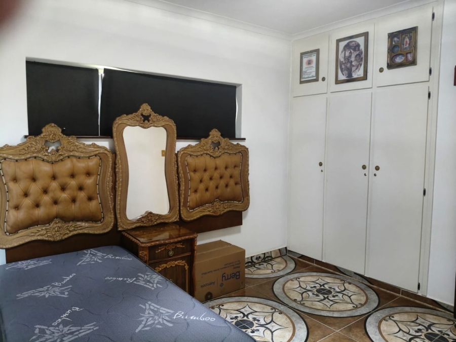 4 Bedroom Property for Sale in Sea Park KwaZulu-Natal