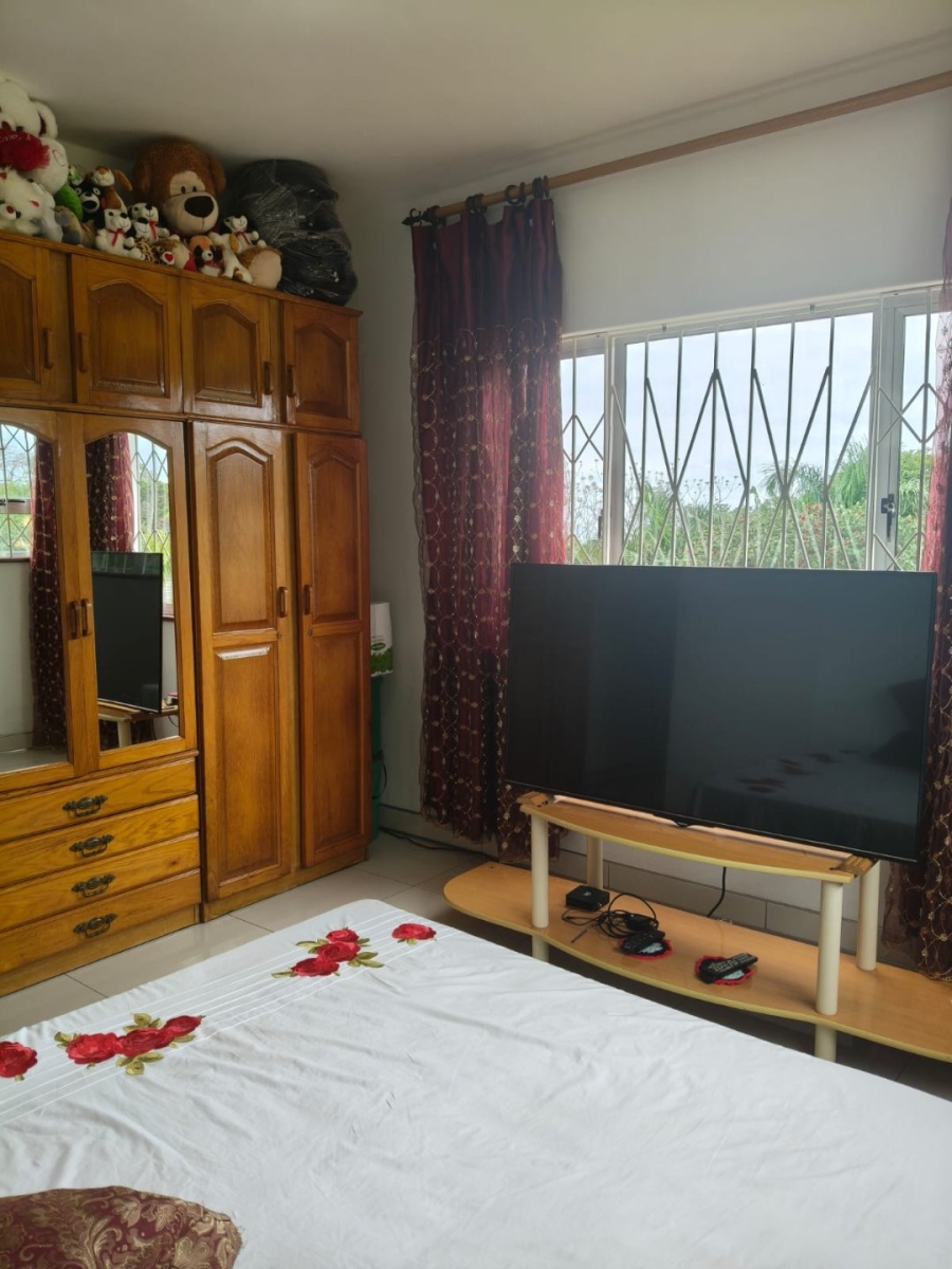 4 Bedroom Property for Sale in Sea Park KwaZulu-Natal