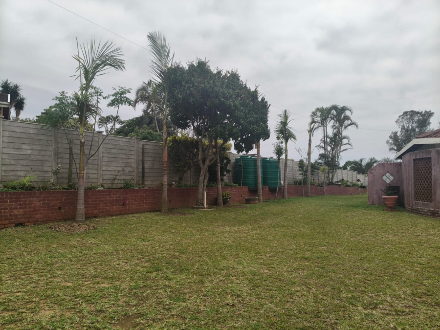 4 Bedroom Property for Sale in Sea Park KwaZulu-Natal