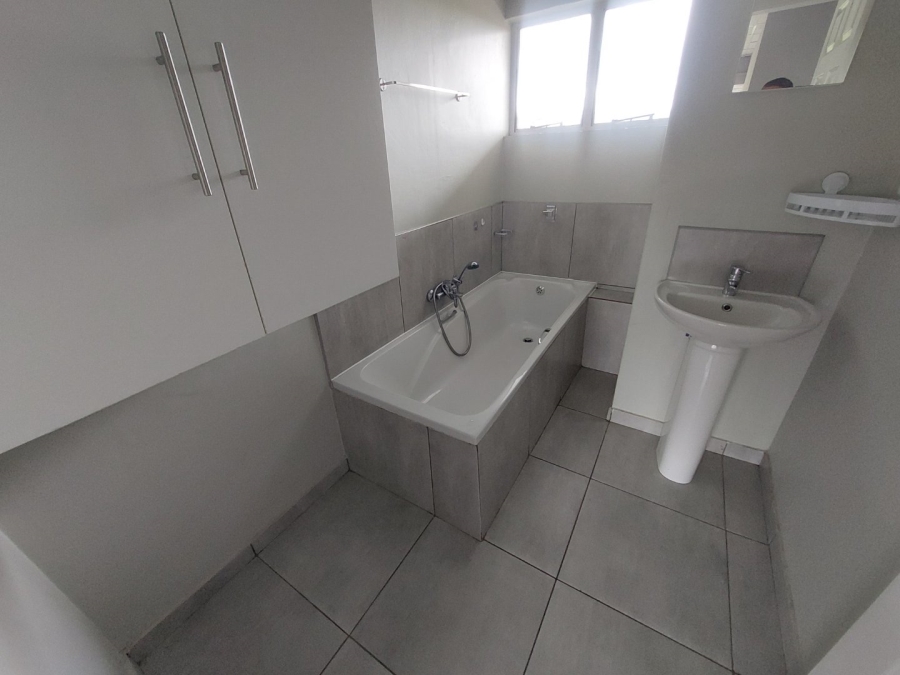 To Let 3 Bedroom Property for Rent in Chase Valley KwaZulu-Natal