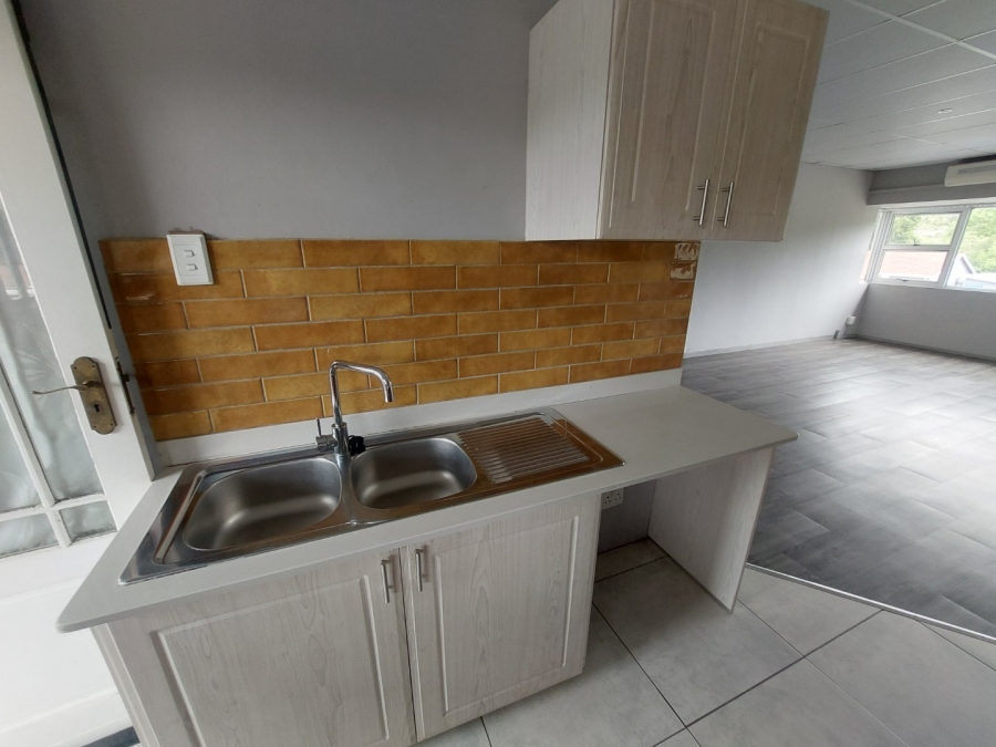 To Let 3 Bedroom Property for Rent in Chase Valley KwaZulu-Natal