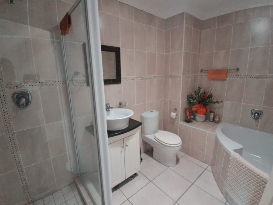 3 Bedroom Property for Sale in Manaba Beach KwaZulu-Natal