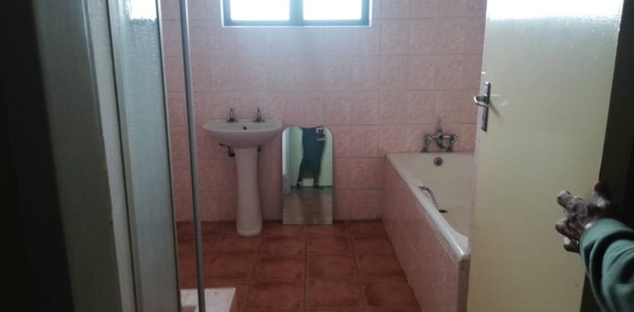 To Let 4 Bedroom Property for Rent in Shallcross KwaZulu-Natal