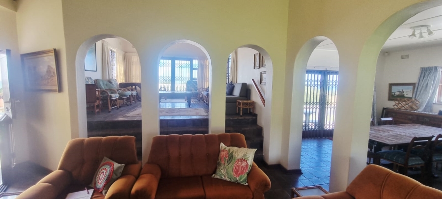 4 Bedroom Property for Sale in Uvongo KwaZulu-Natal