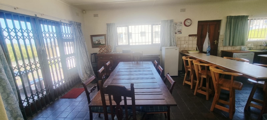 4 Bedroom Property for Sale in Uvongo KwaZulu-Natal