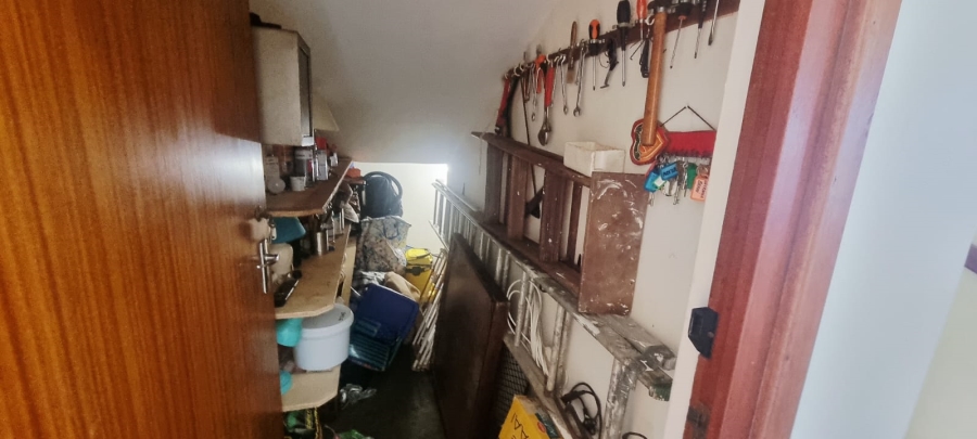 4 Bedroom Property for Sale in Uvongo KwaZulu-Natal