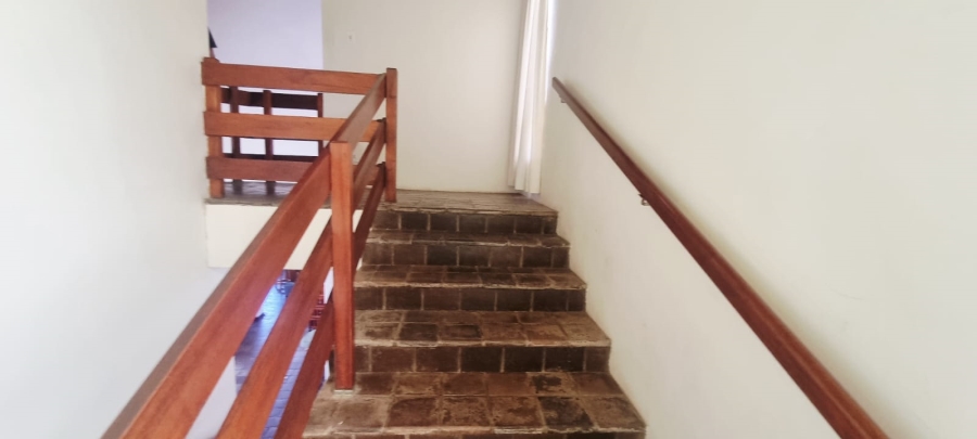 4 Bedroom Property for Sale in Uvongo KwaZulu-Natal