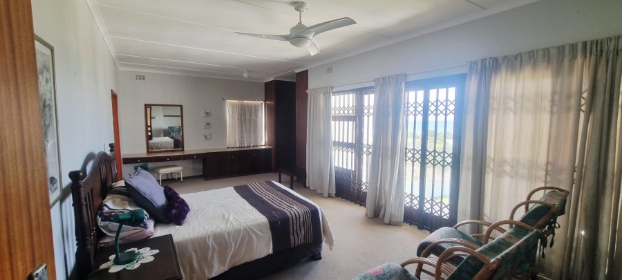 4 Bedroom Property for Sale in Uvongo KwaZulu-Natal