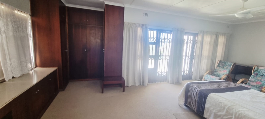4 Bedroom Property for Sale in Uvongo KwaZulu-Natal