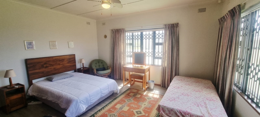 4 Bedroom Property for Sale in Uvongo KwaZulu-Natal
