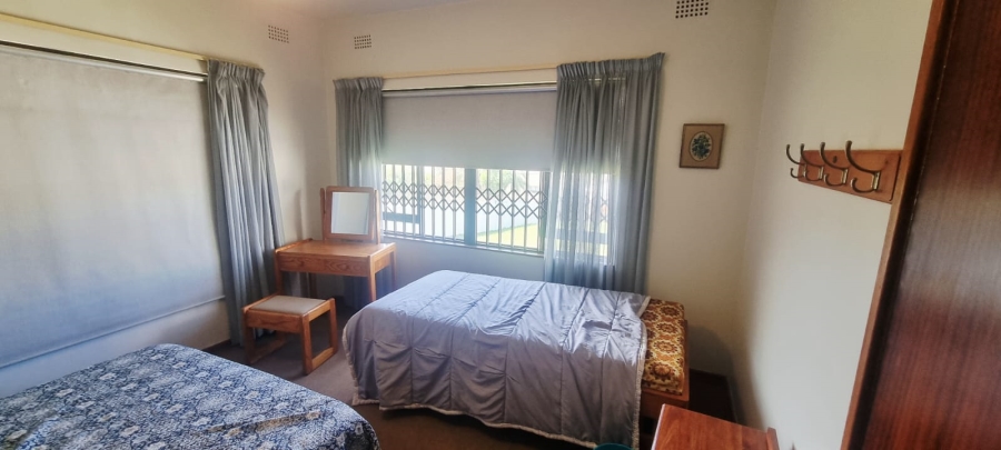 4 Bedroom Property for Sale in Uvongo KwaZulu-Natal