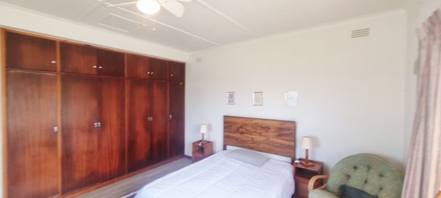 4 Bedroom Property for Sale in Uvongo KwaZulu-Natal