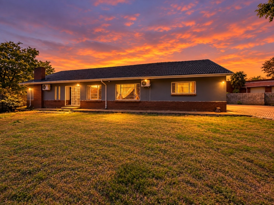 3 Bedroom Property for Sale in Newcastle KwaZulu-Natal