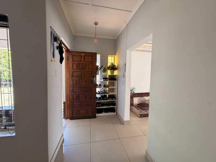 3 Bedroom Property for Sale in Newcastle KwaZulu-Natal