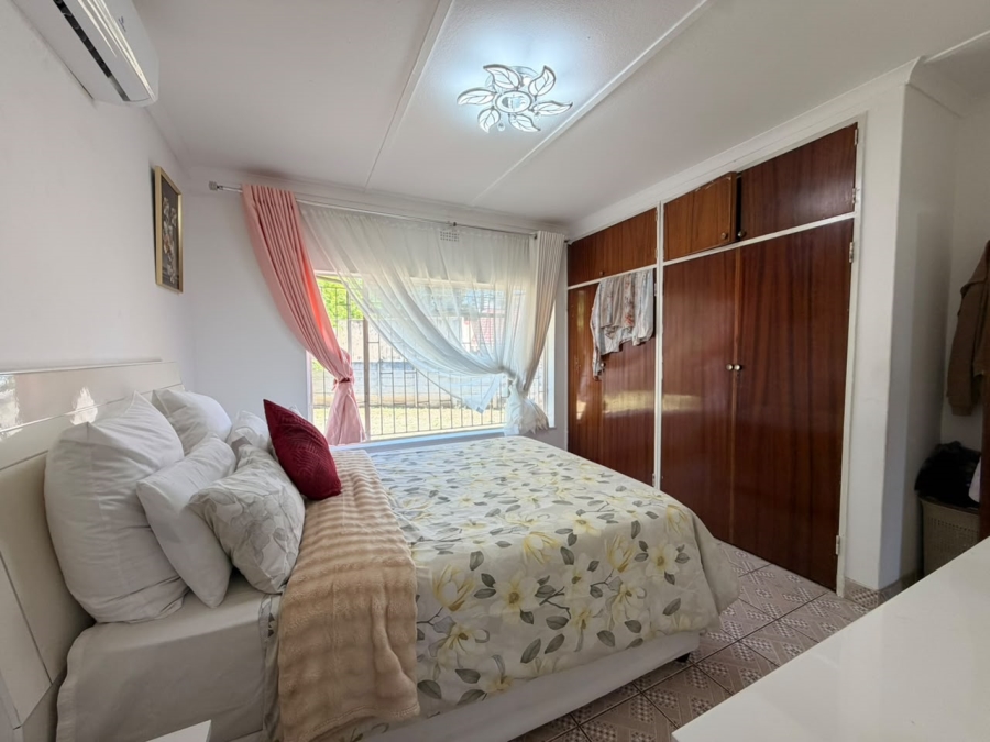 3 Bedroom Property for Sale in Newcastle KwaZulu-Natal