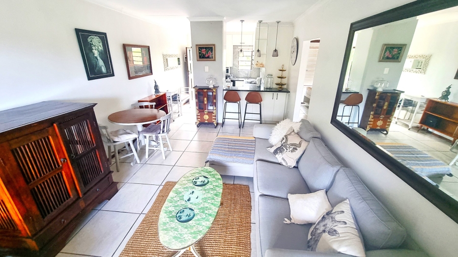2 Bedroom Property for Sale in Uvongo KwaZulu-Natal