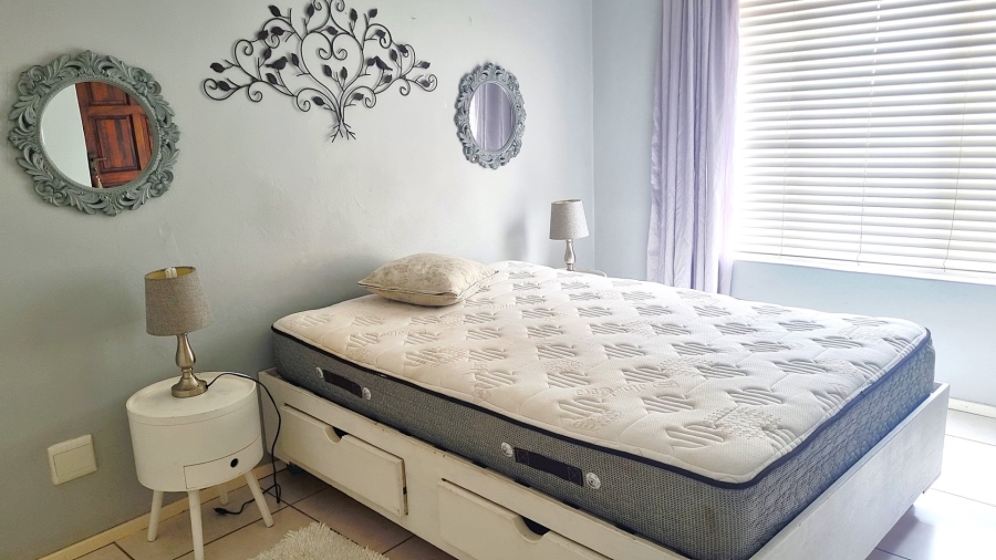 2 Bedroom Property for Sale in Uvongo KwaZulu-Natal
