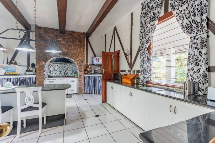 Commercial Property for Sale in Umtentweni KwaZulu-Natal
