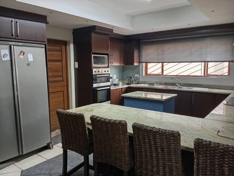 5 Bedroom Property for Sale in Herrwood Park KwaZulu-Natal