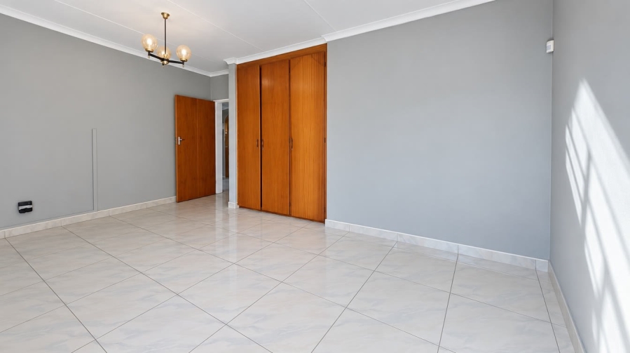 3 Bedroom Property for Sale in Newcastle KwaZulu-Natal