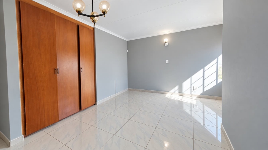 3 Bedroom Property for Sale in Newcastle KwaZulu-Natal